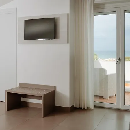 Szálloda Caravel 3*