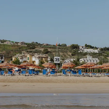 Caravel Hotel Vasto